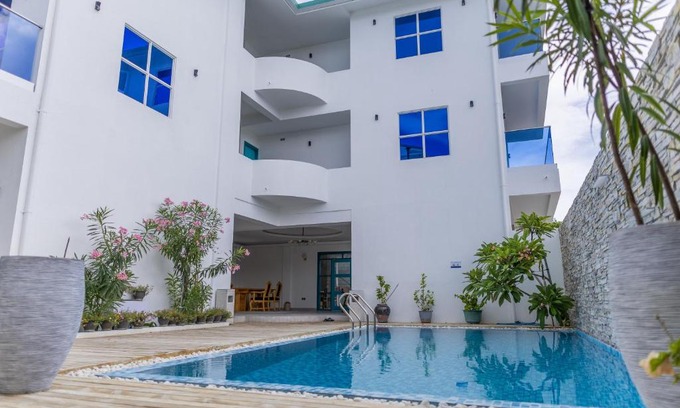 Raalhuveli Island House | Surf House by Konalle