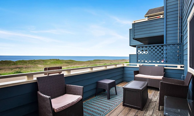 Fort Bragg Hotel | Surf & Sand Lodge