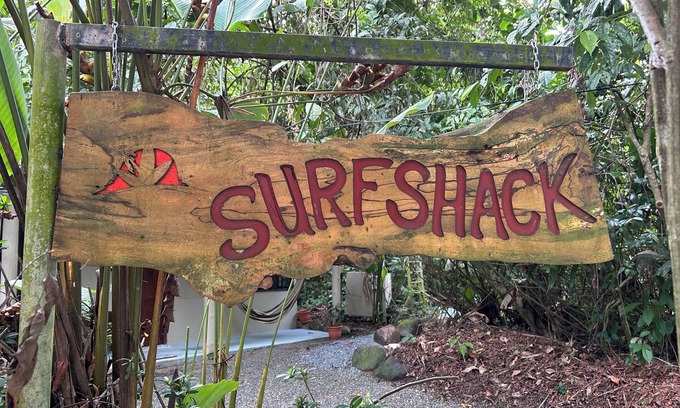 Dominicalito House | Surf Shack: 5 min to Beach/5 min to Waterfall: Great Wi-Fi - Sleeps 5