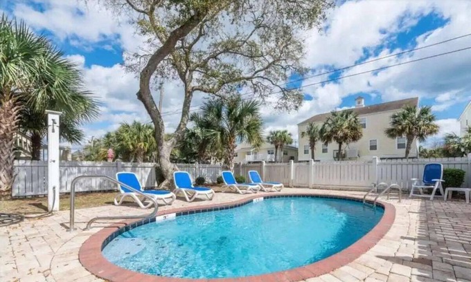 Surfside Beach House | Surfside Shamrock 6 bed 4,5 bath