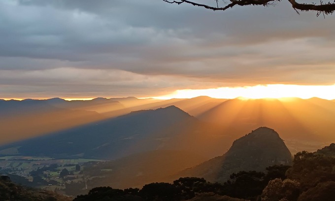 Urubici Cottage | Surreal View of the Urubici Mountains - Wolken Haus