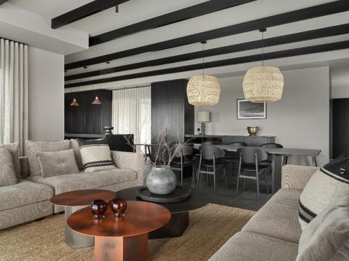 Akureyri Villa | Svart Lodge