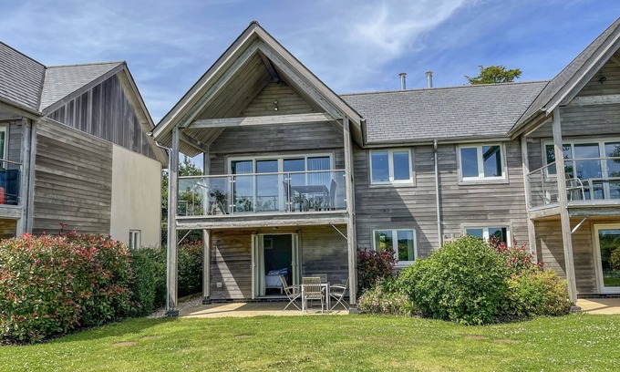 Eleighwater Cottage | SWANDOWN, 16 NETHERHAYE, with pool in Cricket St. Thomas