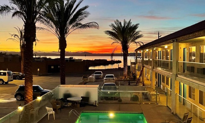 Lake Havasu City Hotel | Sway Hotel
