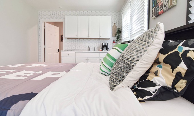 Fort Mill House | Sweet 1BR 1BA 5 min to lake 20 min to downtown CLTn