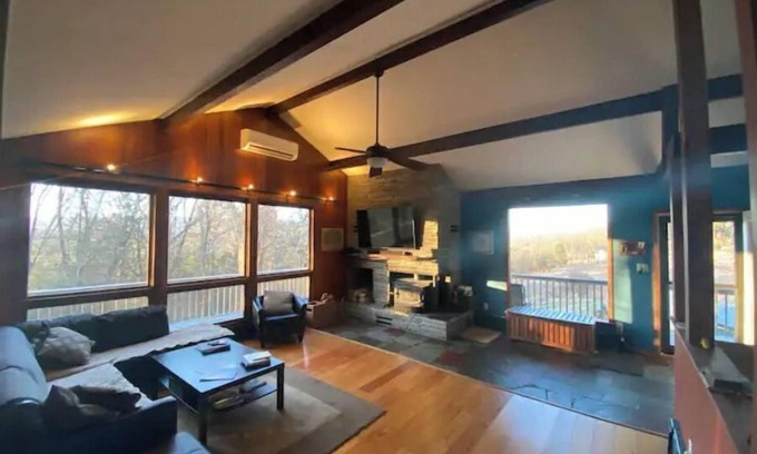 Gardiner House | Sweet and spacious mountain view home w/fireplace!