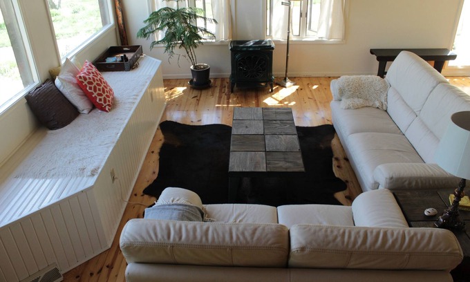 Columbia House | Sweet Hills Farm Guesthouse: A Rural Retreat Minutes from Town