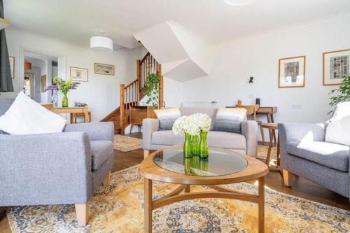 Norwich House | Swift Host - 1 Bedroom House - Beautiful - Garden - Free Parking - Close to Centre
