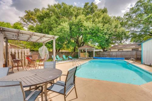 Northeast Pensacola House | Swim, Golf and Relax! Kokomo on the Emerald Coast