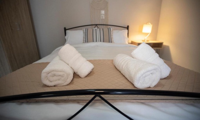 Ano Siros Apartment | Syros Moments