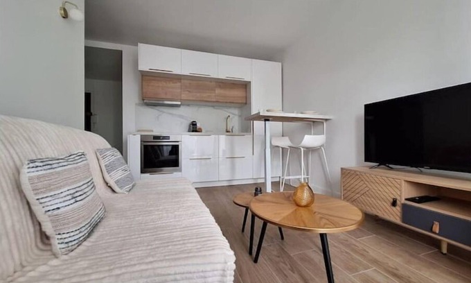 Arcueil Apartment | T2 Proche de Paris Avec Parking