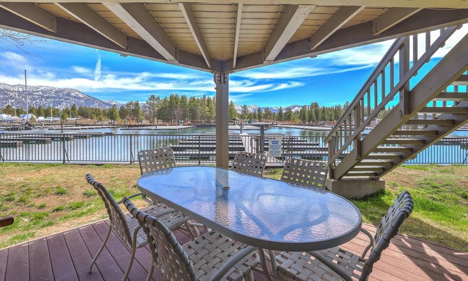 South Lake Tahoe Apartment | Tahoe Keys Marina View: 3 BDR, Desirable Community