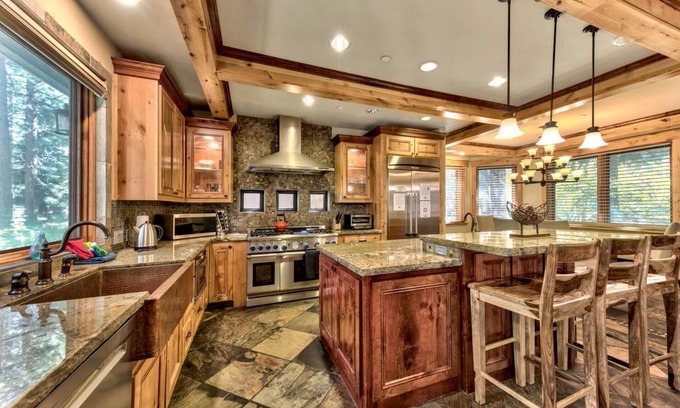 Montgomery Estates Cabin | Tahoe Mountain Cabin: Near Heavenly, Hot Tub, Game Room, Walk-to-Trails