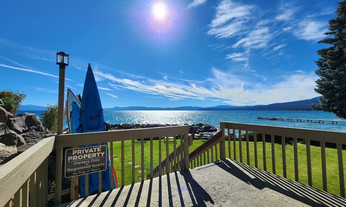 Tahoya Shores Condo | Tahoe Shoreline Retreat - Close to Ski Resorts!
