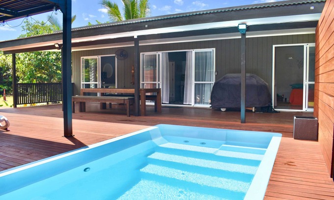 Muri House | Tai and Tetes - Style and Comfort with pool