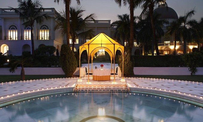 Gomti Nagar Hotel | Taj Mahal Lucknow