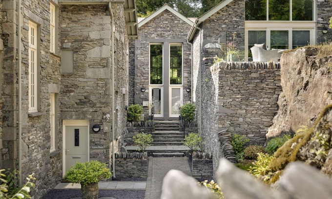 Ambleside Cottage | Take Five