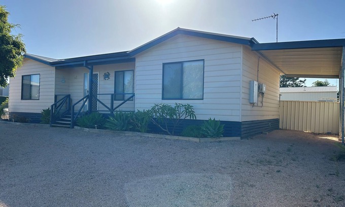 Moonta Bay House | Take The Bait Westside