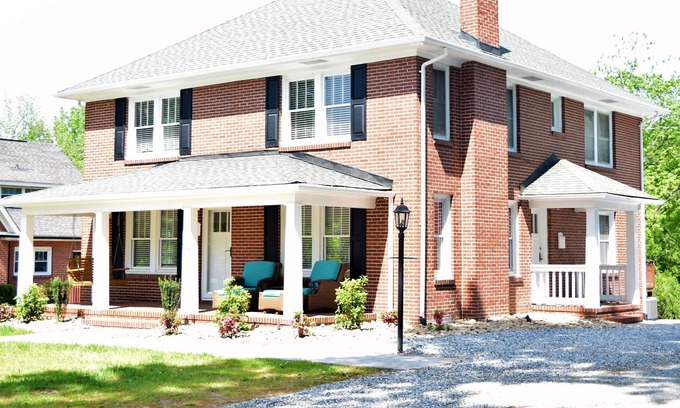 Lincolnton Apartment | Talk of the Town (Up) - Walk to Shopping & Restaurants