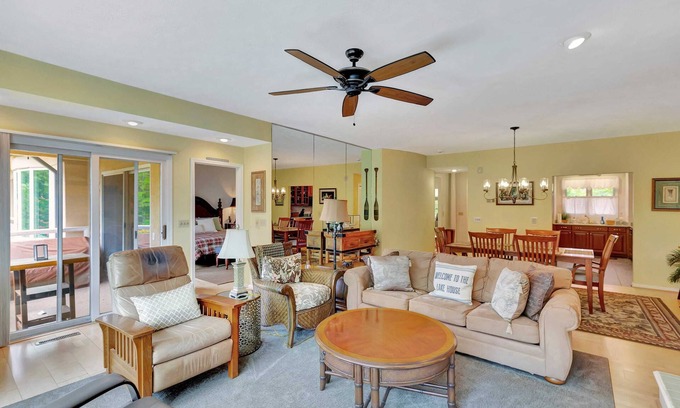 Salem House | Tall Ship 319 in Keowee Key