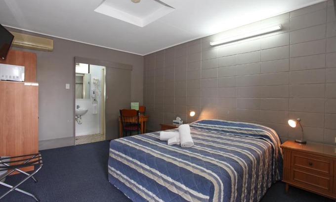 Sarina Hotel | Tandara Hotel Motel