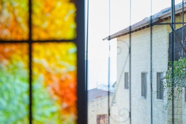 Safed Old City Apartment | Tarpat Experience