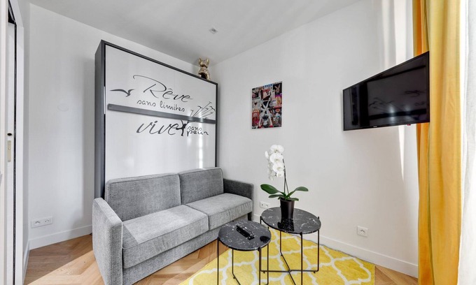 Saint-Merri Apartment | TBS 76 - Superb studio in the Marais district