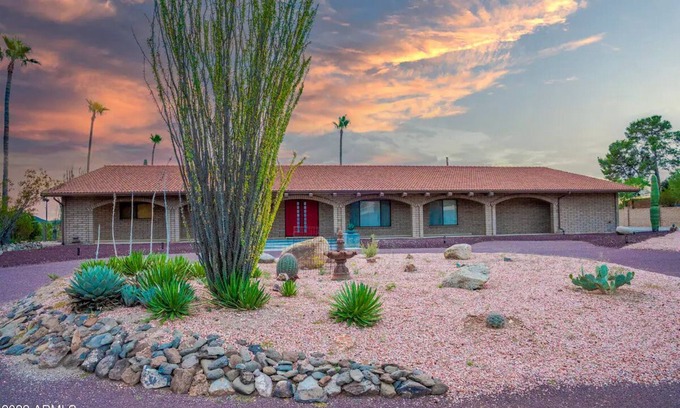 Wickenburg House | TEAM ROPERS RANCH HOUSE