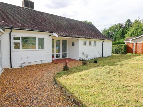 Bridgend House | Tegfan