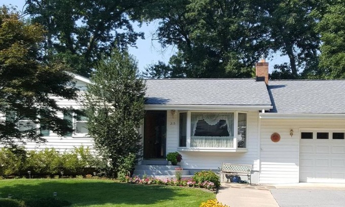 Gaithersburg House | Temporary Housing Available in DC/Baltimore area