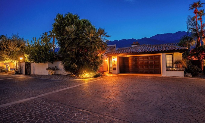 Sonora Sunrise House | Tennis Court, Private Pool & Spa- VILLA OASIS