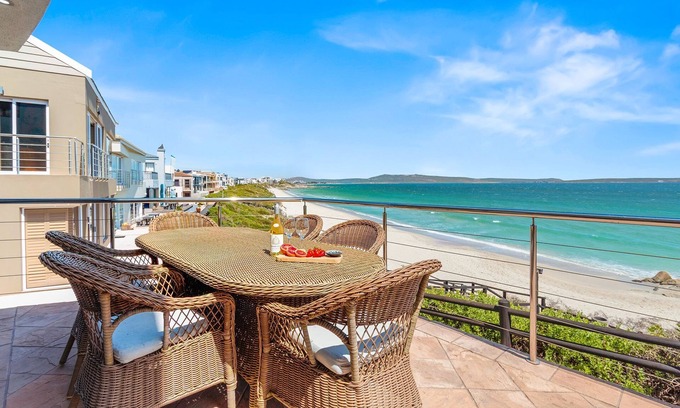 Calypso Beach House | Tenos On Calypso 16 - Five Bedroom House, Sleeps 9