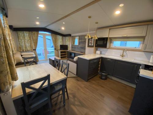 Isle of Grain Other | Thameside Sleep 6