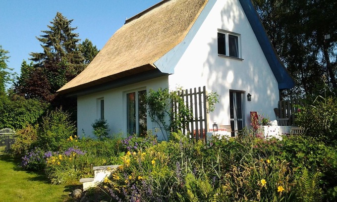 Stahlbrode House | Thatched cottage in the small fishing village - thatched cottage