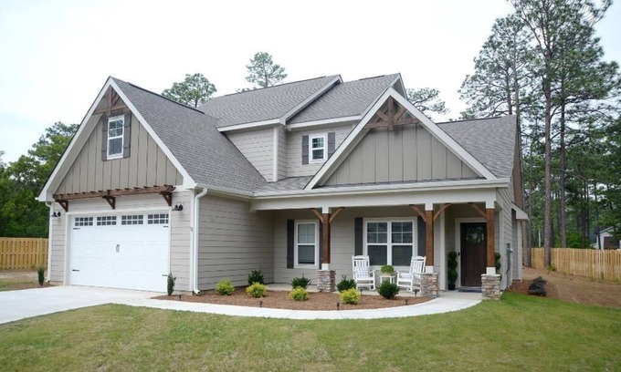 Pinehurst House | The 19th Hole-a Pinehurst retreat for golf lovers