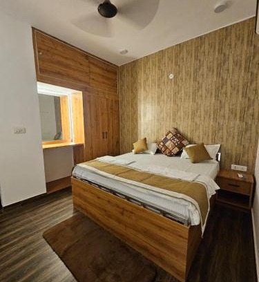 Agra House | The Agra Retreat-walk to the Taj Mahal