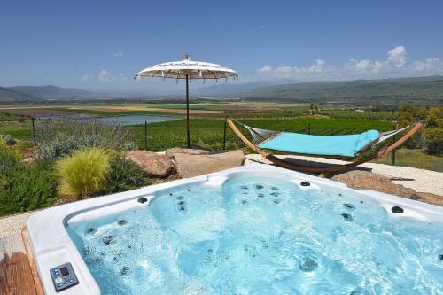 Mishmar HaYarden House | THE ALTA GALILEA - 3BRM WITH POOl