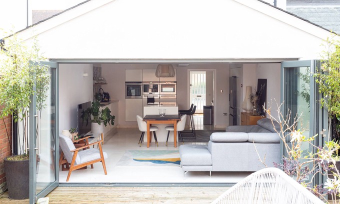 South Woodham Ferrers Apartment | The Art House by Sorted Stay