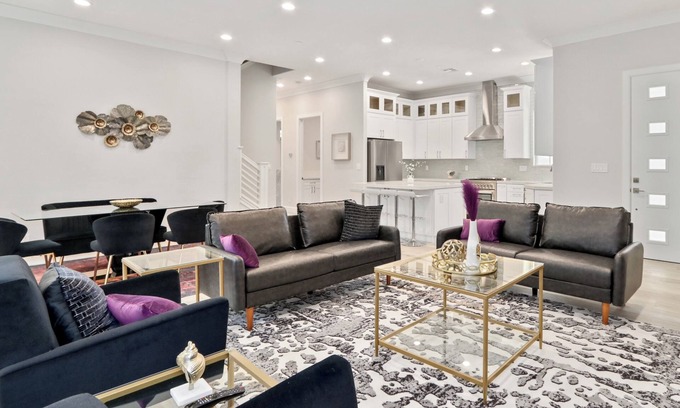 Central Davis House | The Ayla Plan: 4BR, 3.5BA, 2600 Sq Ft, Near Campus