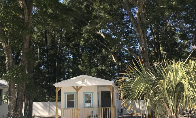 Murrells Inlet Cottage | The Azalea Cottage At The Cedar Point House