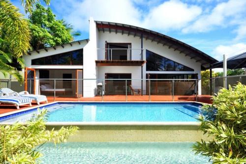 Mission Beach House | The Barrington