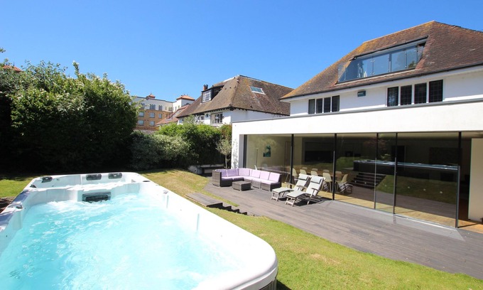 Bournemouth House | The Beach House