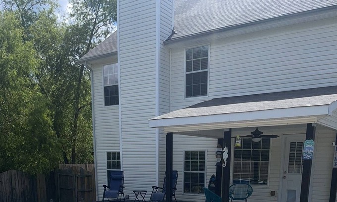 Newnan House | The Beach House