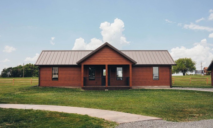 Bethany Cabin | The Bear Cabin - Hidden Acres Cabins