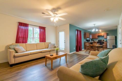 Columbus House | The Benning Game House 2 Near Base & Downtown