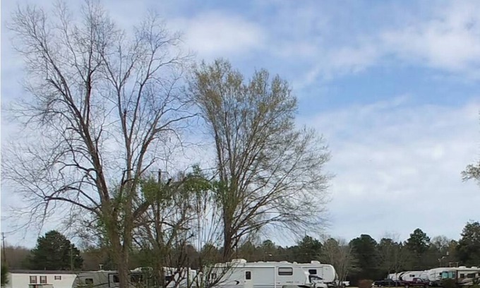 Selma RV Rental | The best RV Park in Selma Al ! Buckaroo Jones Rv Park!