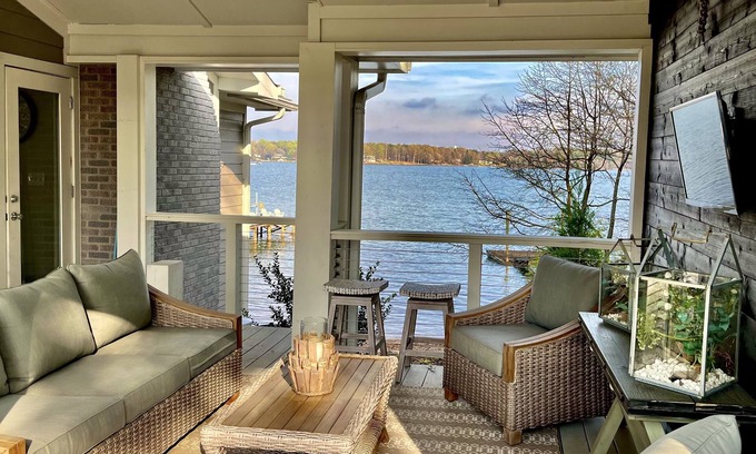 Terrell House | The Birdhouse at Lake Norman