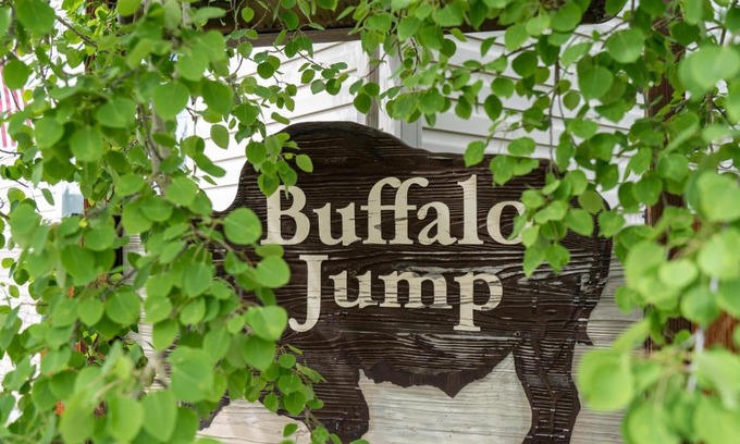 West Yellowstone Apartment | The Bison at Buffalo Jump