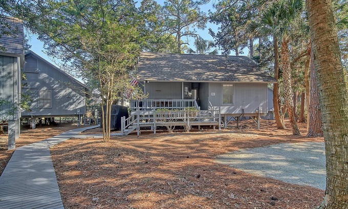 Ocean Ridge Cottage | The Blue Grotto - A Cozy Beach Retreat. Pet Friendly!