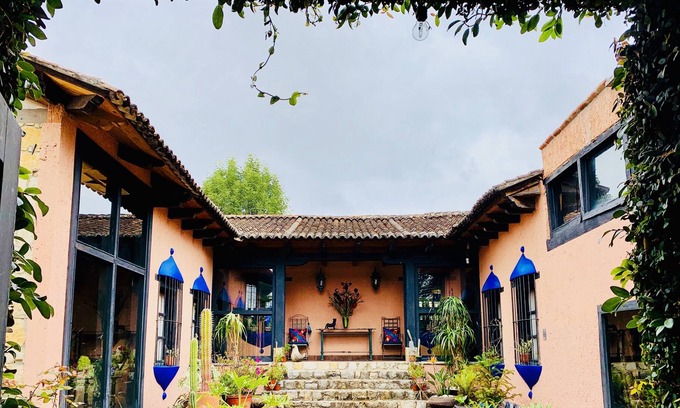 De Guadalupe House | The "Blue House" has spacious and comfortable spaces for you to enjoy